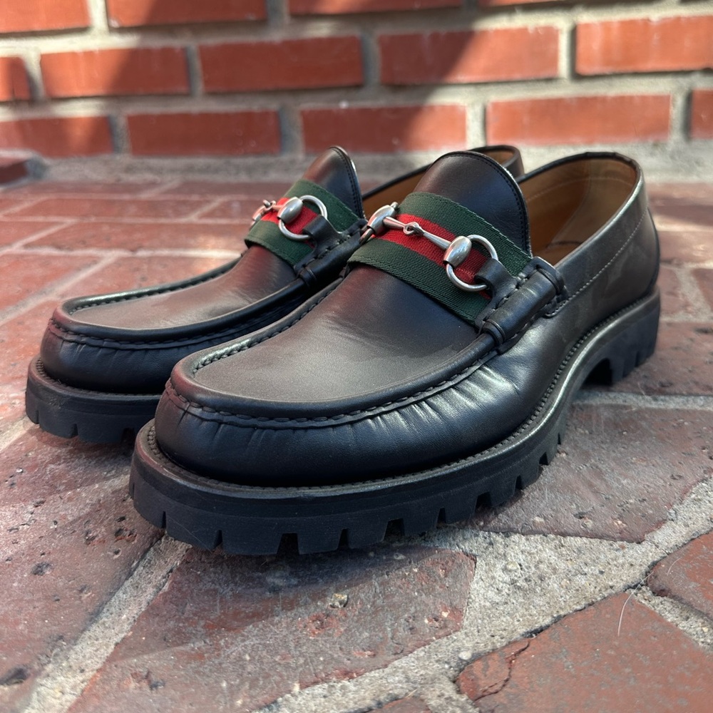 Gucci Black Leather Loafers with Green and Red Accents